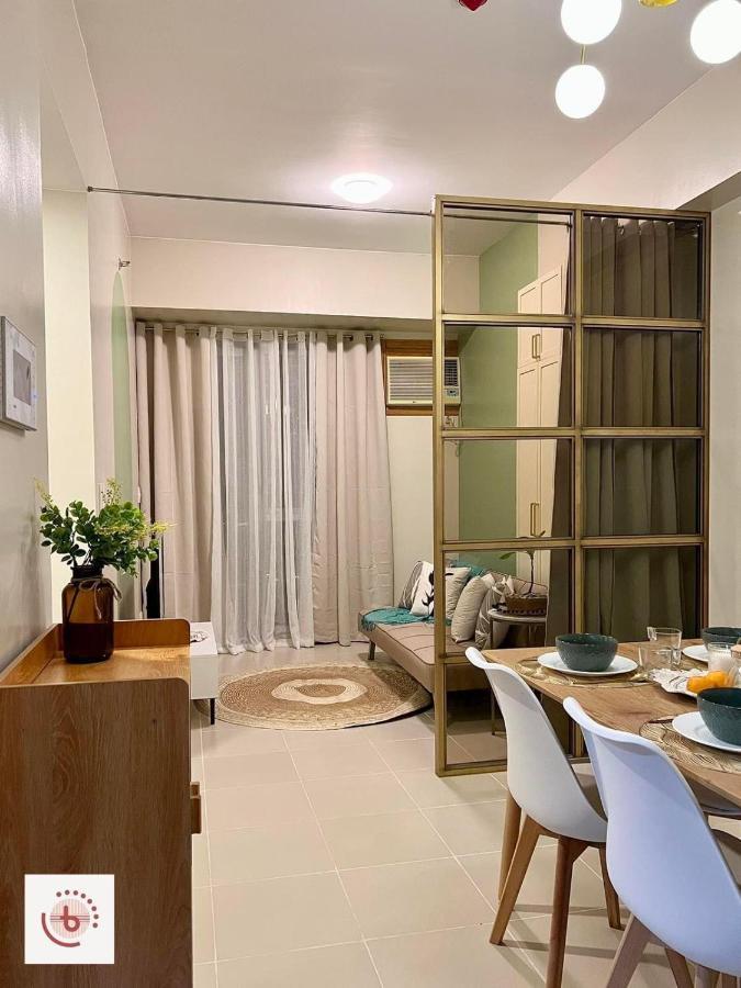 Jhezzstuffs Staycation Iloilo Esterno foto