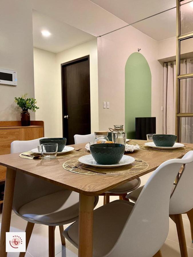 Jhezzstuffs Staycation Iloilo Esterno foto