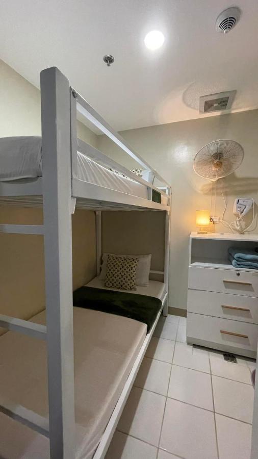 Jhezzstuffs Staycation Iloilo Esterno foto