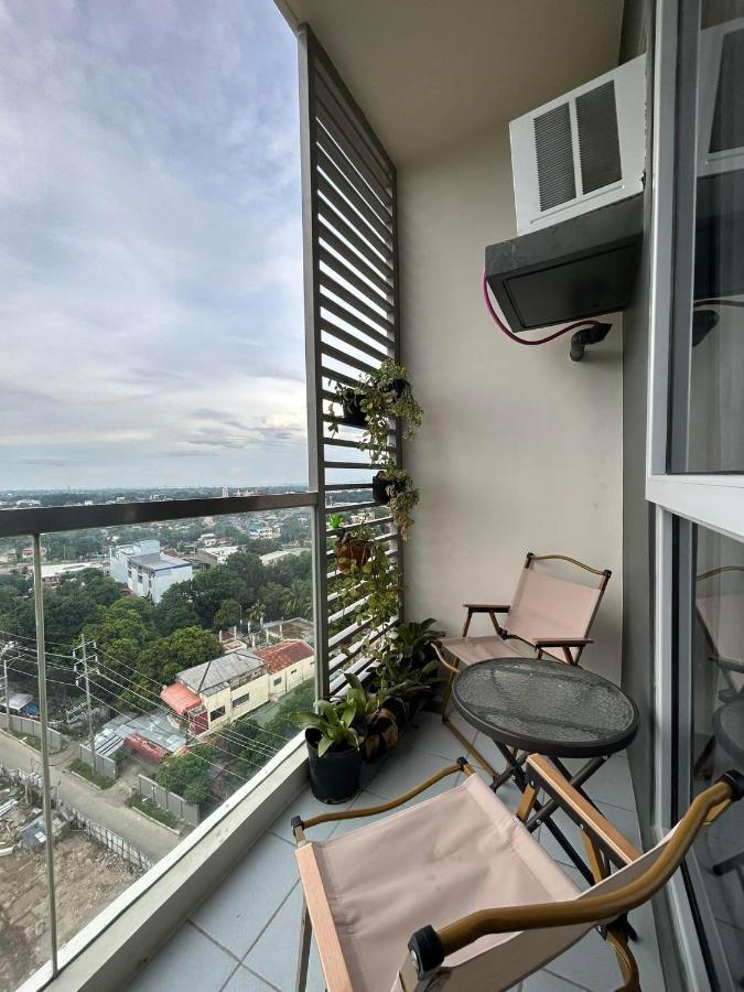 Jhezzstuffs Staycation Iloilo Esterno foto